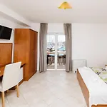 Hotel Diana