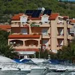 Diana Hotel Tribalj