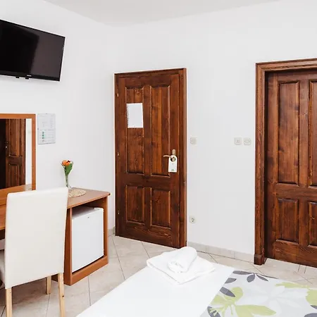 Hotel Diana 3*