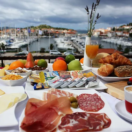 Diana Hotell Tribalj