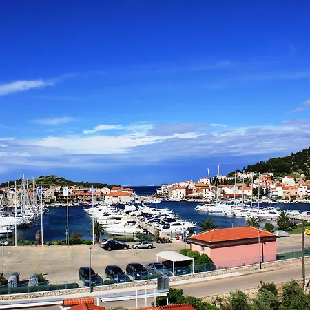 Hotell Diana Tribalj