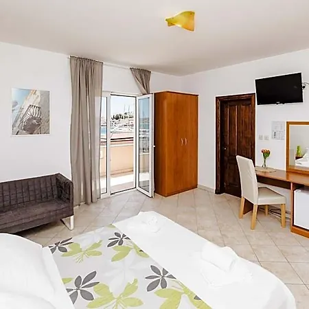 Diana Otel 3*