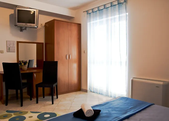 Diana 3* Трибунь