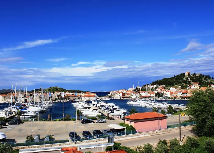 Отель Diana Трибунь